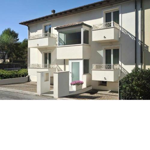 ASTRA SUITE APARTMENT'S