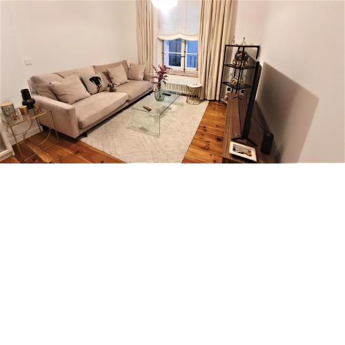 AT SARASATE LUXURY