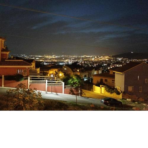 AT VISTA GRANADA