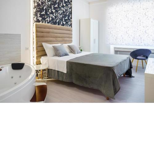 Atena Rooms