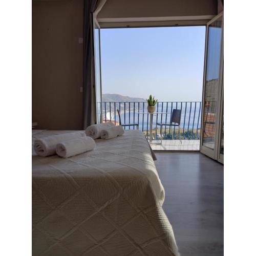 Athena Charming Rooms