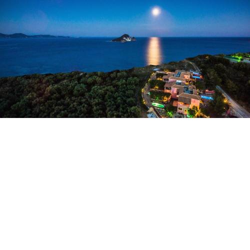Athenea Villas Private pools & private gardens individual