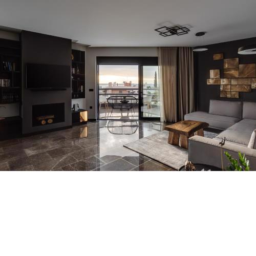 Athenian Riviera Luxurious Residence
