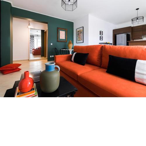 Athenian Stylish 2 bdrm Apartment