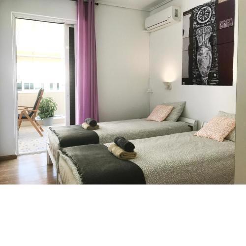 Athens by foot: Perfect flat with terrace