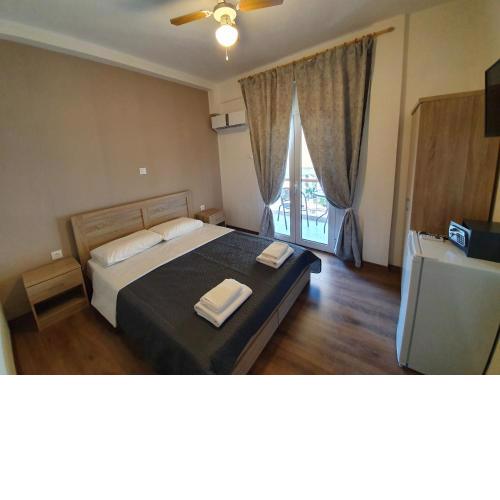 Athens center rooms
