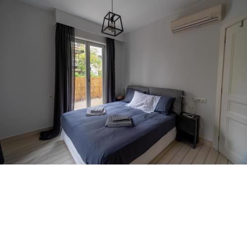 Athens central spacious apartment