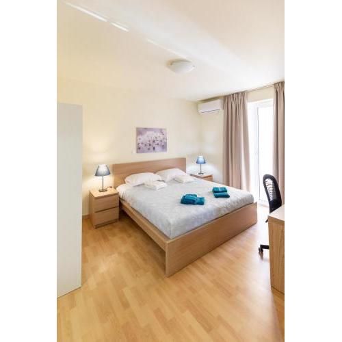 Athens Kyniska Urban Apartment