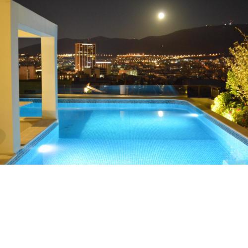 Athens Lycabettus Hill Penthouse, Private Roof Garden & Pool