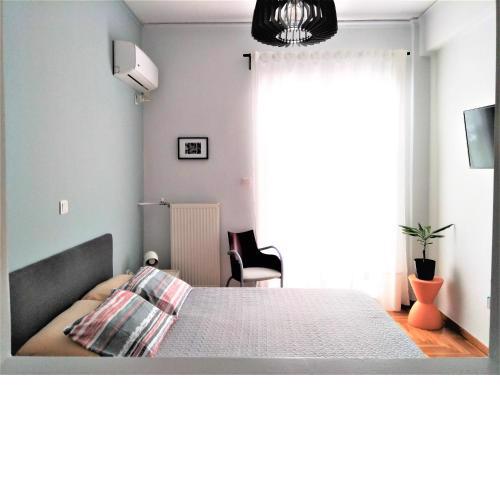 Athens Pangrati modern apt 10min to metro