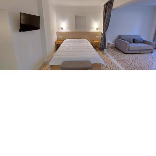 Athens Plaka Family Suites