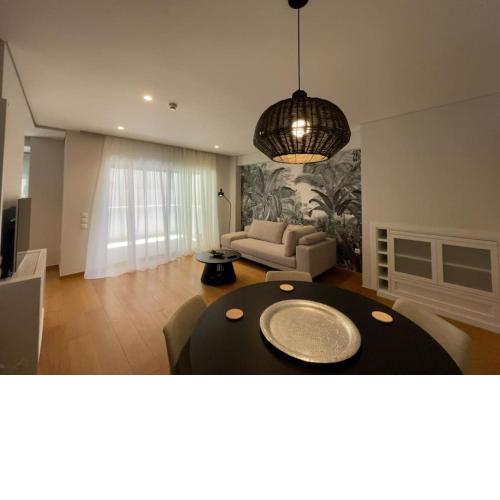 Athens Riviera 2-Bed Apt & Pool Access #Unoblu®