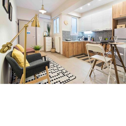 Athens' Top Location Romantic & Well Decor Shining Star