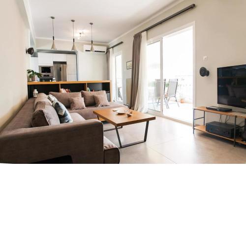 AthenSunapartment top floor 5min metro
