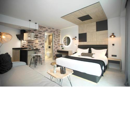 Athinais Luxury Apartments