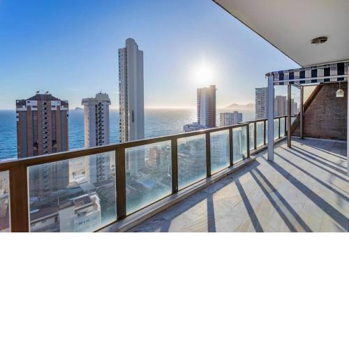 Ático con gran terraza