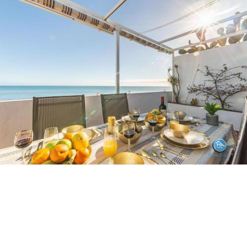 Ático Deluxe Fuengirola with FREE Parking