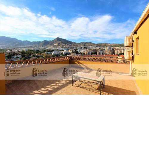 Ático Deluxe. Gran terraza con vistas panorámicas. Piscina de temporada. PARKING GRATIS.