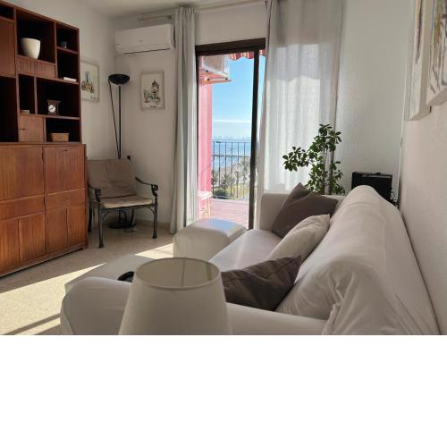 Ático dúplex, terraza y vistas al mar