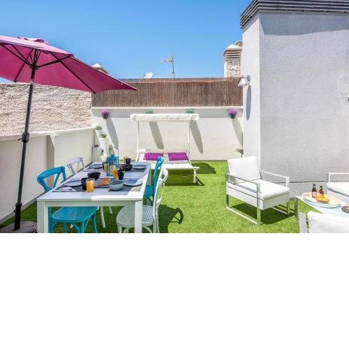 Atico terraza privada piscina centro ac nuevo 1hab