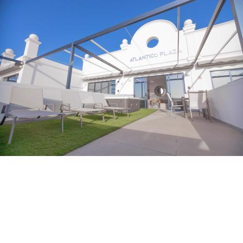 Atlantico Plaza 4A - 1 bed - 1 bath