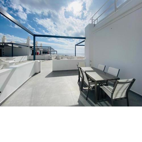 Atlantico Plaza 8A - 3 Beds - 2 Baths