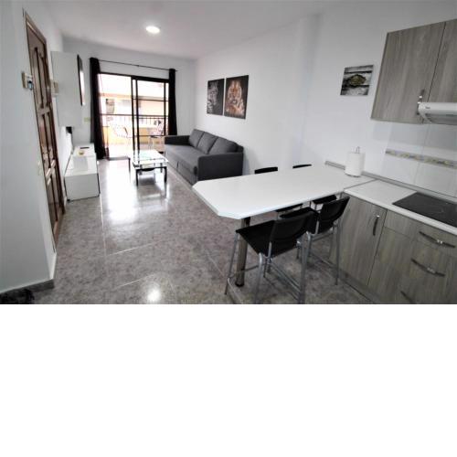 AtlanticRealtors Juan de Cardona Arinaga AR003