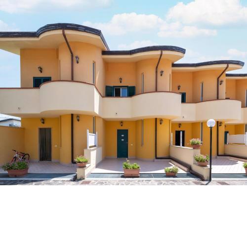 Atmospheric Apartment in Paestum with Swimming Pool