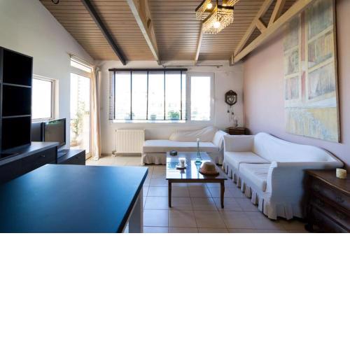 Atmospheric Central Apartment with Large Terrace