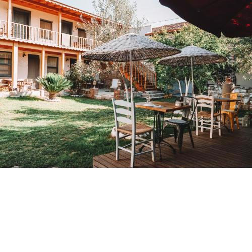Attalos Suites Hotel