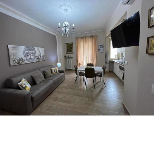 ATTICO BRICCARELLO -Intero Appartamento- Elegant Suite with FREE WIFI near PalaAlpitour and Sporting Club Torino-Olimpyc Stadium