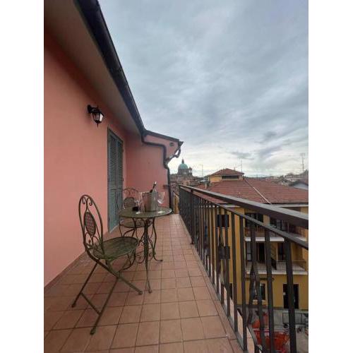 [Attico Dogliani] vista Langhe