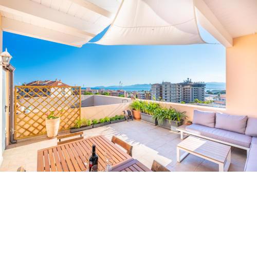 Attico Luce e Colori - Terrazza Vista Mare - 5 Bdr