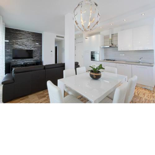 Attico Stema Luxury
