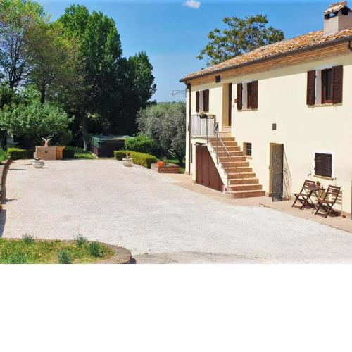 Attractive Apartment in Filottrano with Fenced Garden