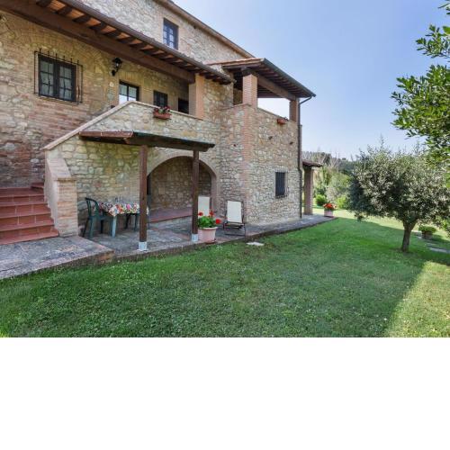 Attractive Holiday Home in Volterra with Swimming Pool