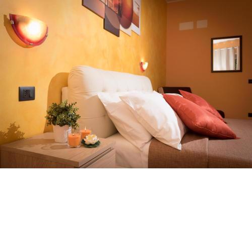Audrey Rooms