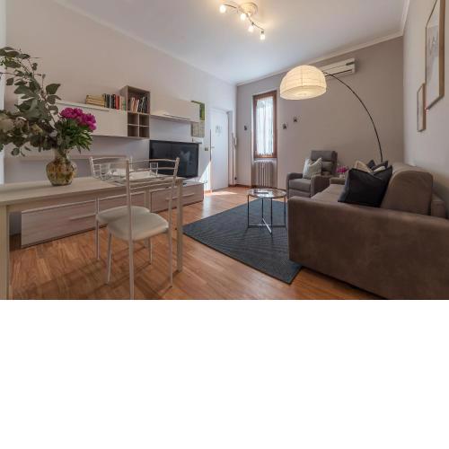 Augustus Suite near Saint Peter