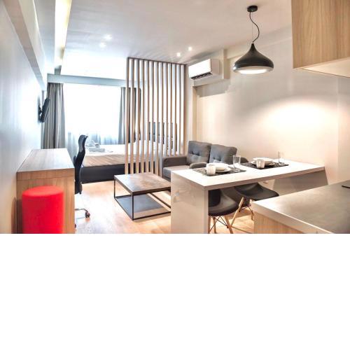 #Aura Studios & Suites V9-10