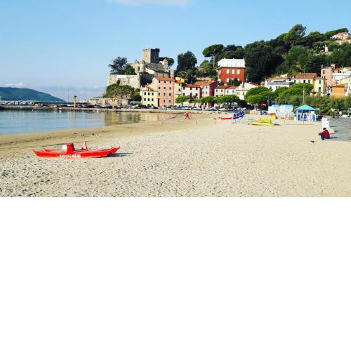 Aurora: Beach-5 Terre-trekking-excursions-relax