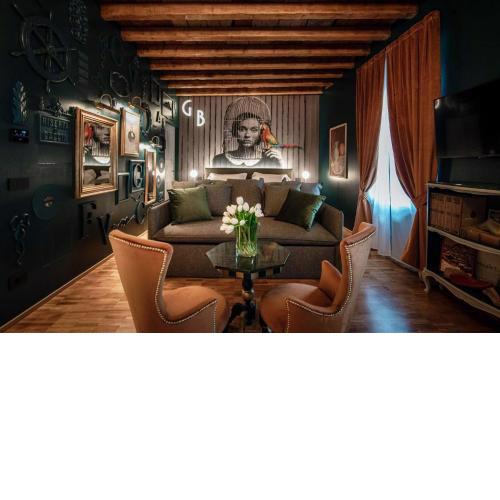Aurum - Como Luxury Suites