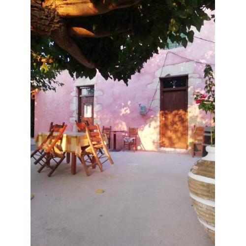 Authentic Crete-Village Vibes