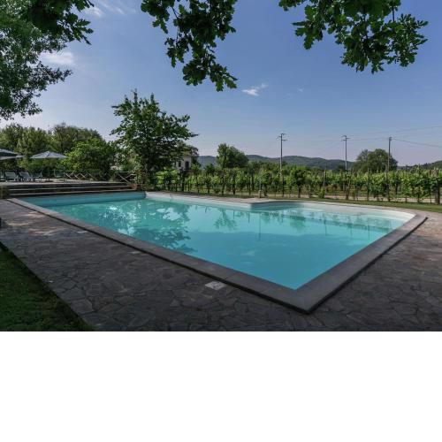 Authentic holiday home in Bucine with swimming pool