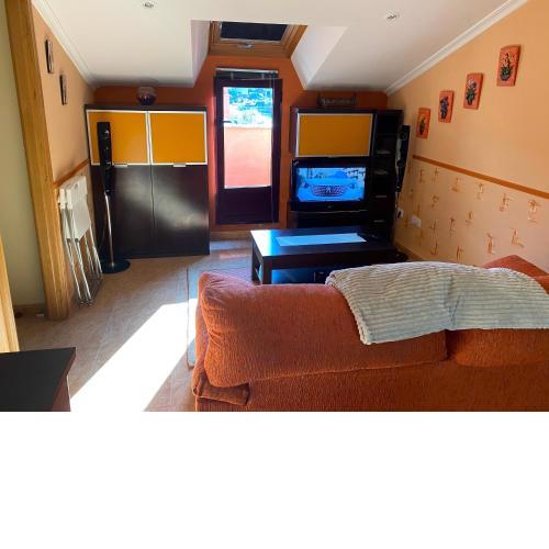 Av Outeiro 22 raxo poio Pontevedra