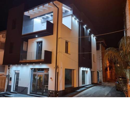 AVA VACATION HOME