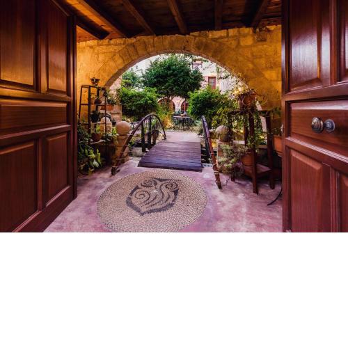 Avalon Boutique Suites Hotel