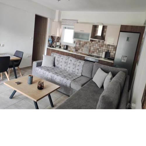 AVELLANA ROYAL SUITES