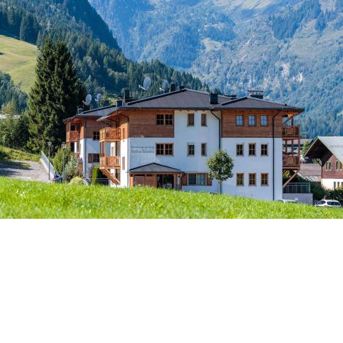 AvenidA Residenz an der Burg by Alpin Rentals