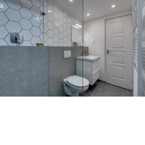 Avenue Loft Apartments J13