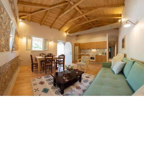 AVLI - Tranquil stonehouse in Lefkada